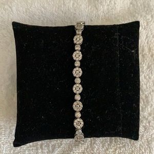 Sterling silver bracelet  with flower stone